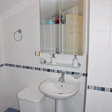 Apartament Pinara 40 *